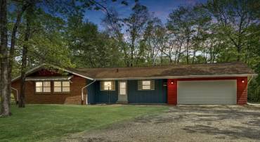 201 HARDWOOD LN, FREDERICKSBURG, Virginia 22408, 3 Bedrooms Bedrooms, ,2 BathroomsBathrooms,Residential,For sale,201 HARDWOOD LN,VASP2032382 MLS # VASP2032382