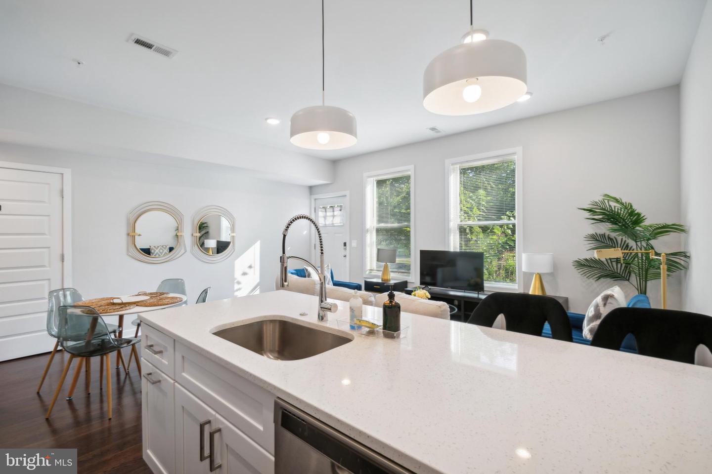 2416 LENFANT SQ SE, WASHINGTON, District Of Columbia 20020, 5 Bedrooms Bedrooms, ,5 BathroomsBathrooms,Residential,For sale,2416 LENFANT SQ SE,DCDC2198328 MLS # DCDC2198328