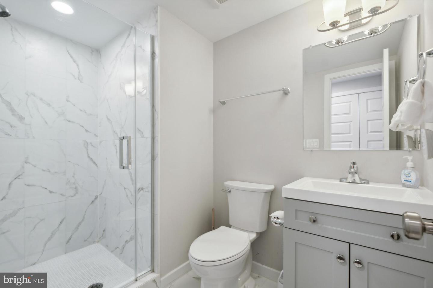 2416 LENFANT SQ SE, WASHINGTON, District Of Columbia 20020, 5 Bedrooms Bedrooms, ,5 BathroomsBathrooms,Residential,For sale,2416 LENFANT SQ SE,DCDC2198328 MLS # DCDC2198328