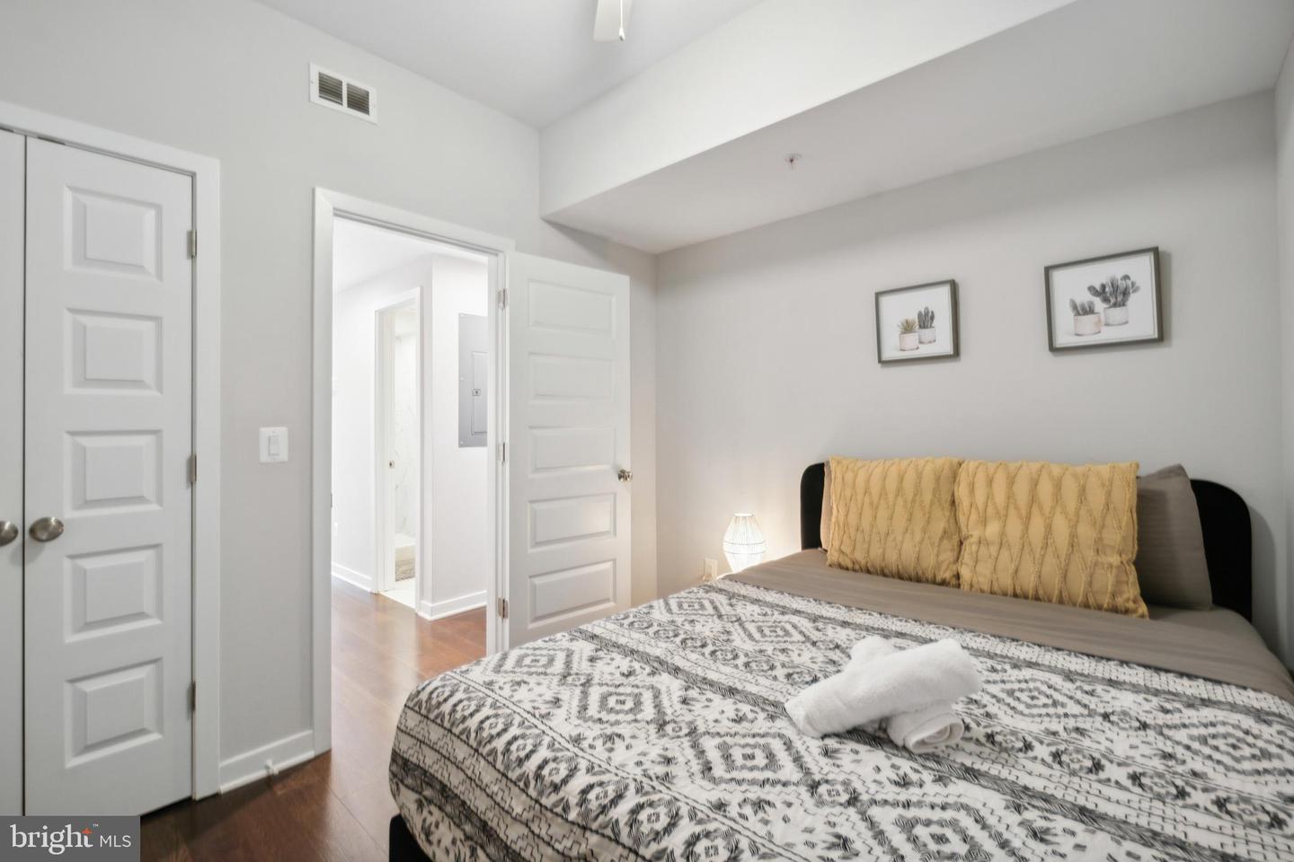 2416 LENFANT SQ SE, WASHINGTON, District Of Columbia 20020, 5 Bedrooms Bedrooms, ,5 BathroomsBathrooms,Residential,For sale,2416 LENFANT SQ SE,DCDC2198328 MLS # DCDC2198328