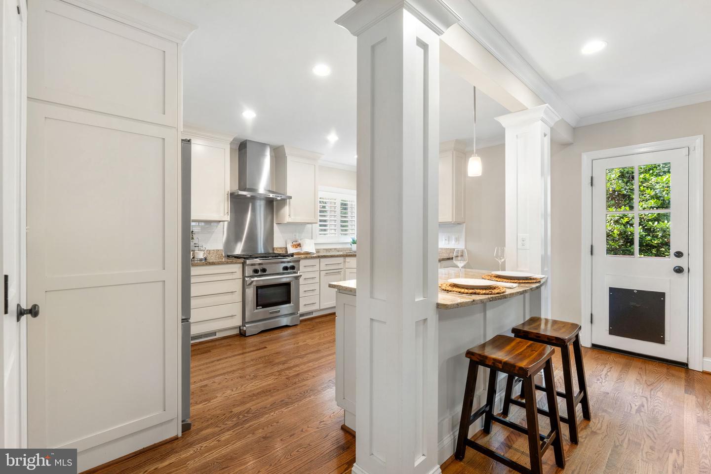 3207 19TH ST N, ARLINGTON, Virginia 22201, 5 Bedrooms Bedrooms, ,3 BathroomsBathrooms,Residential,For sale,3207 19TH ST N,VAAR2056946 MLS # VAAR2056946