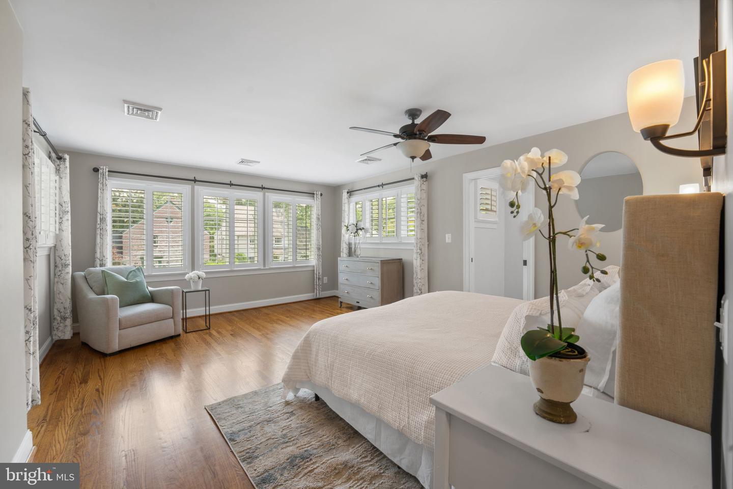 3207 19TH ST N, ARLINGTON, Virginia 22201, 5 Bedrooms Bedrooms, ,3 BathroomsBathrooms,Residential,For sale,3207 19TH ST N,VAAR2056946 MLS # VAAR2056946