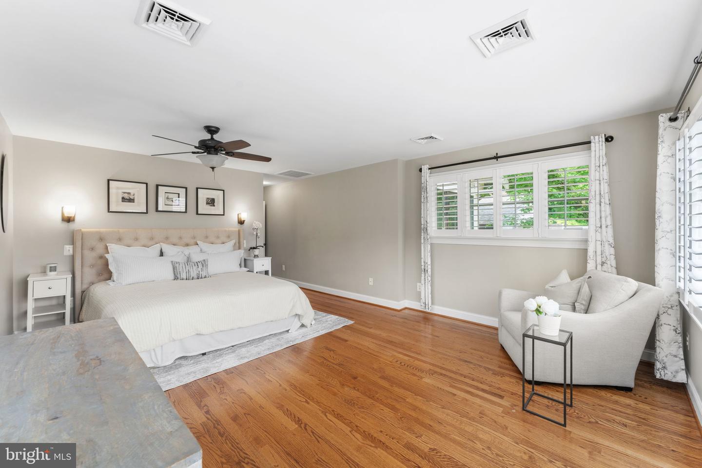 3207 19TH ST N, ARLINGTON, Virginia 22201, 5 Bedrooms Bedrooms, ,3 BathroomsBathrooms,Residential,For sale,3207 19TH ST N,VAAR2056946 MLS # VAAR2056946