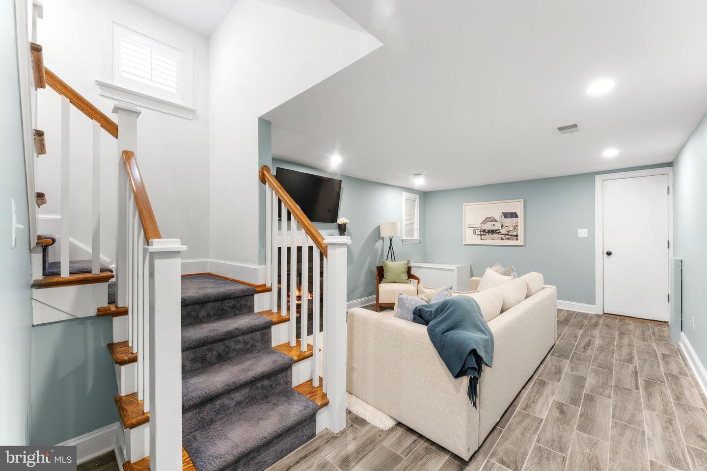 3207 19TH ST N, ARLINGTON, Virginia 22201, 5 Bedrooms Bedrooms, ,3 BathroomsBathrooms,Residential,For sale,3207 19TH ST N,VAAR2056946 MLS # VAAR2056946