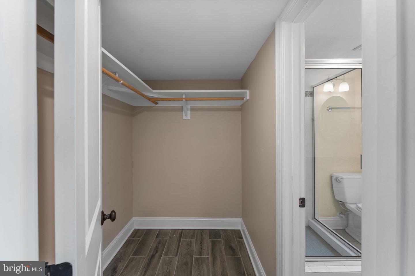 3207 19TH ST N, ARLINGTON, Virginia 22201, 5 Bedrooms Bedrooms, ,3 BathroomsBathrooms,Residential,For sale,3207 19TH ST N,VAAR2056946 MLS # VAAR2056946