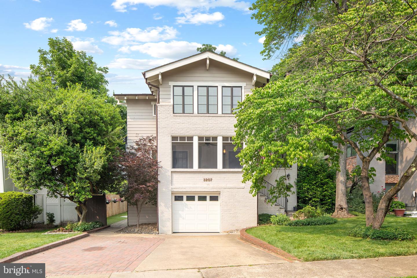 3207 19TH ST N, ARLINGTON, Virginia 22201, 5 Bedrooms Bedrooms, ,3 BathroomsBathrooms,Residential,For sale,3207 19TH ST N,VAAR2056946 MLS # VAAR2056946