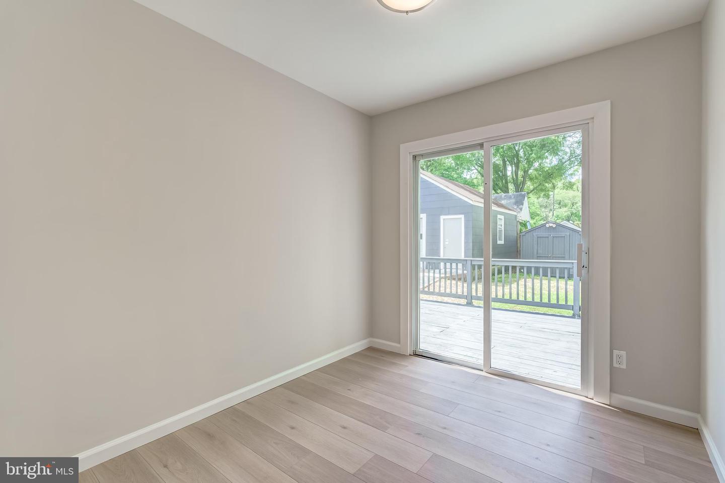 5614 TREMONT DR, ALEXANDRIA, Virginia 22303, 3 Bedrooms Bedrooms, ,1 BathroomBathrooms,Residential,For sale,5614 TREMONT DR,VAFX2238756 MLS # VAFX2238756
