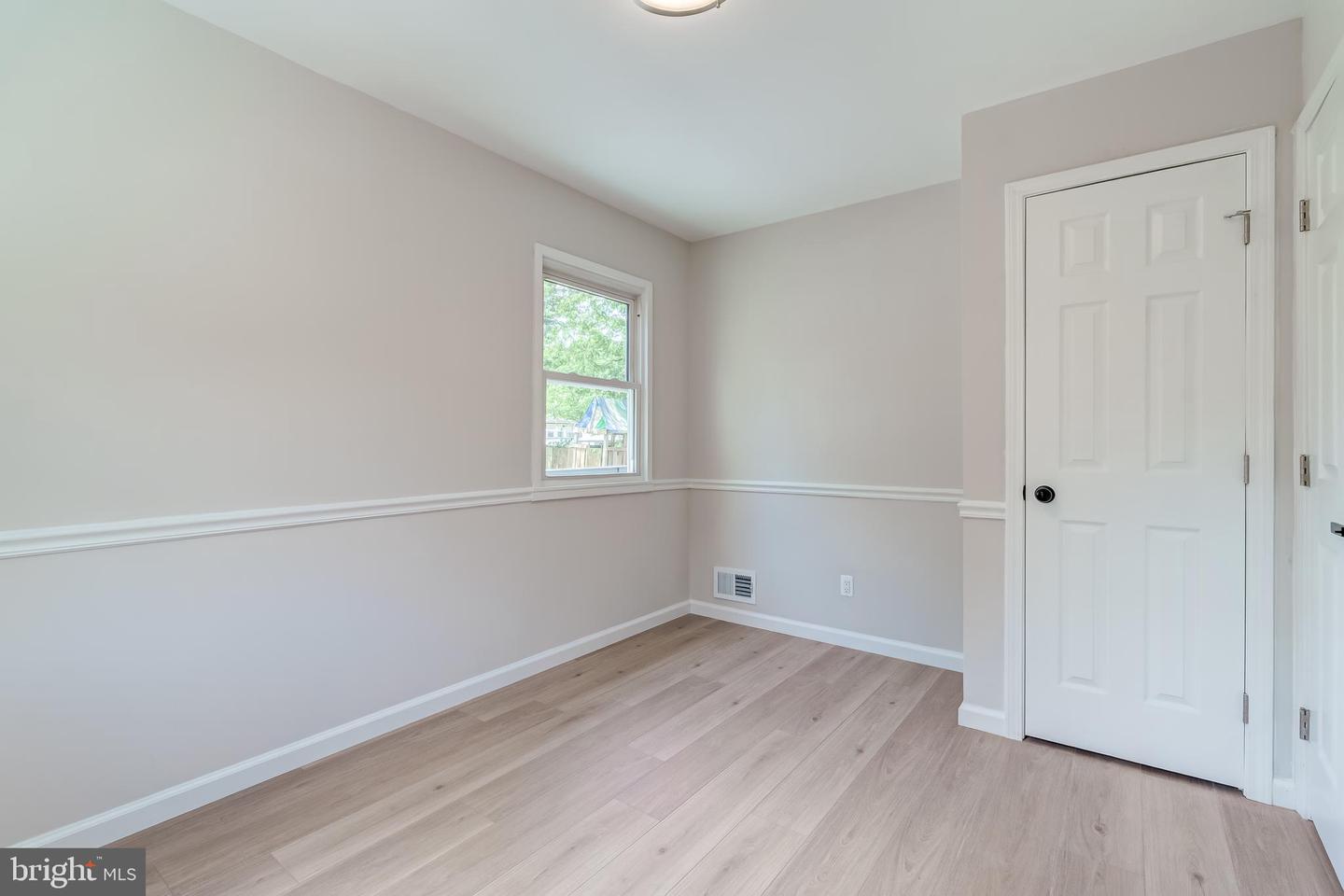 5614 TREMONT DR, ALEXANDRIA, Virginia 22303, 3 Bedrooms Bedrooms, ,1 BathroomBathrooms,Residential,For sale,5614 TREMONT DR,VAFX2238756 MLS # VAFX2238756