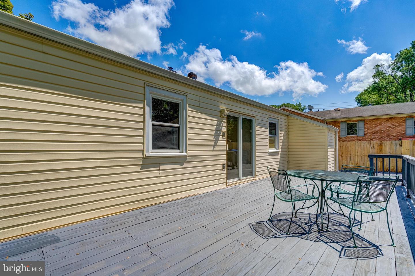 5614 TREMONT DR, ALEXANDRIA, Virginia 22303, 3 Bedrooms Bedrooms, ,1 BathroomBathrooms,Residential,For sale,5614 TREMONT DR,VAFX2238756 MLS # VAFX2238756