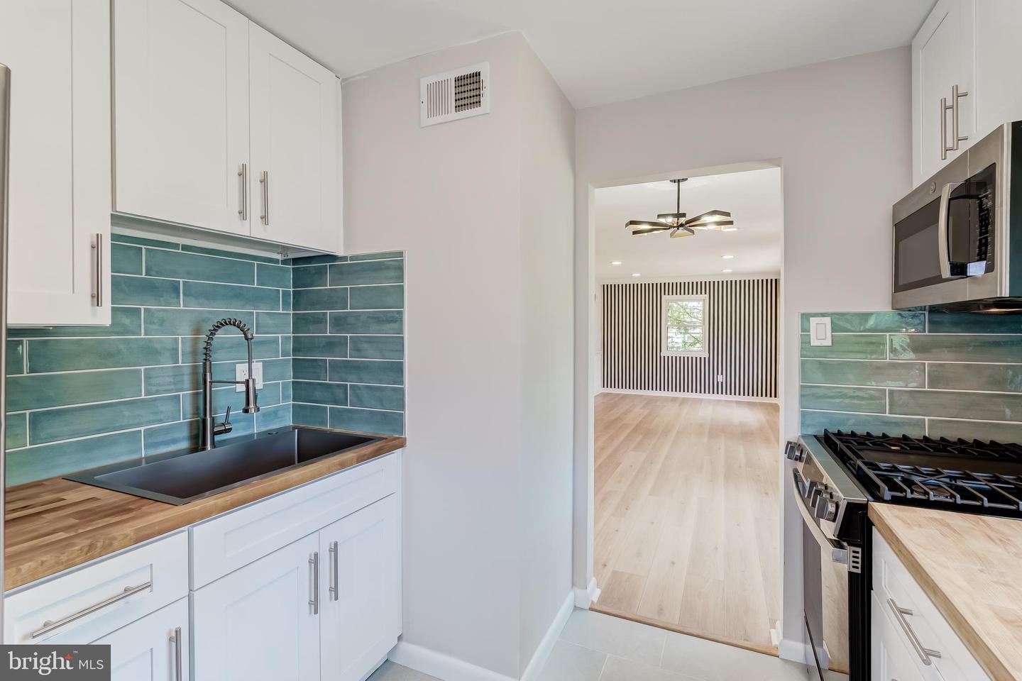 5614 TREMONT DR, ALEXANDRIA, Virginia 22303, 3 Bedrooms Bedrooms, ,1 BathroomBathrooms,Residential,For sale,5614 TREMONT DR,VAFX2238756 MLS # VAFX2238756
