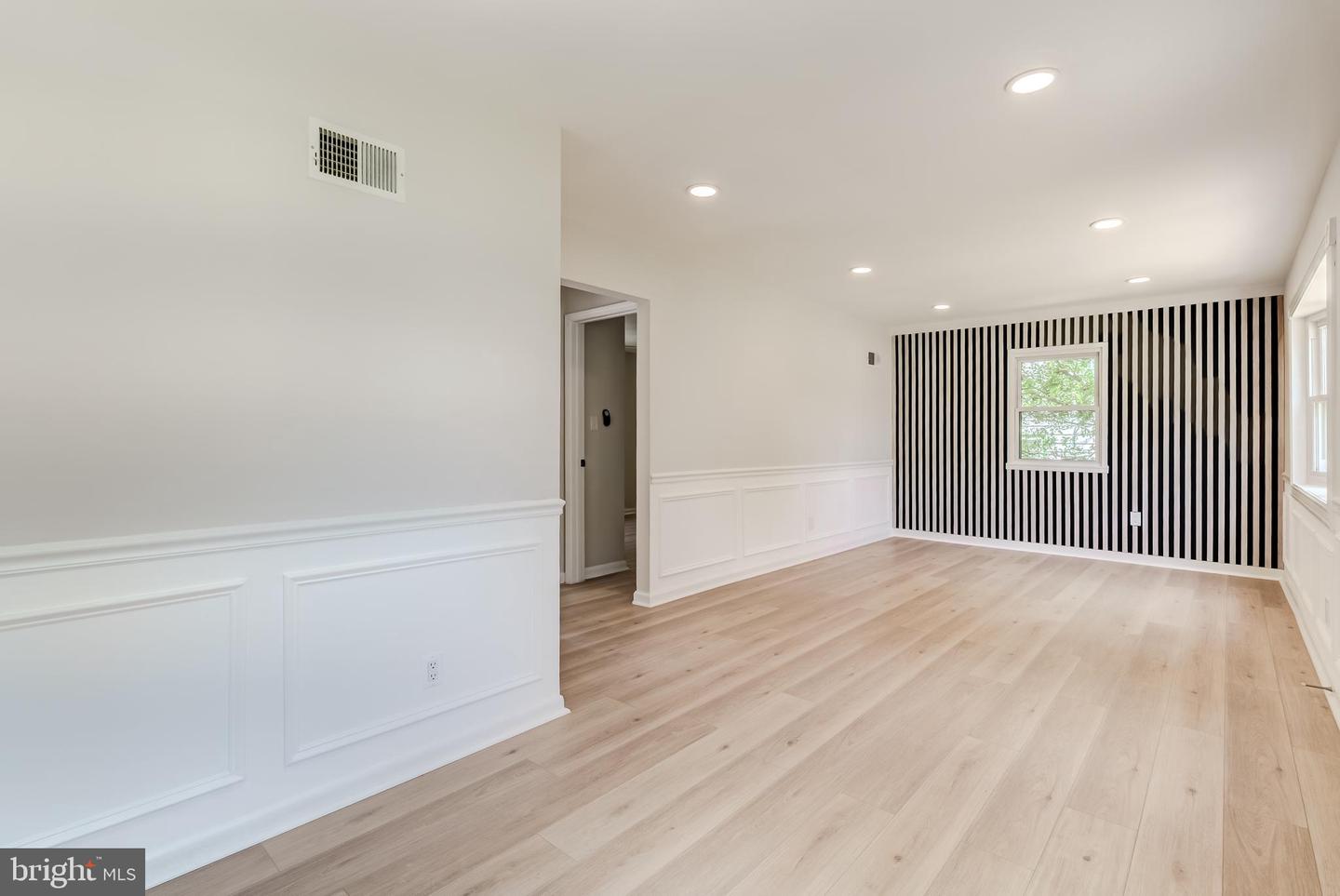 5614 TREMONT DR, ALEXANDRIA, Virginia 22303, 3 Bedrooms Bedrooms, ,1 BathroomBathrooms,Residential,For sale,5614 TREMONT DR,VAFX2238756 MLS # VAFX2238756