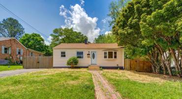 5614 TREMONT DR, ALEXANDRIA, Virginia 22303, 3 Bedrooms Bedrooms, ,1 BathroomBathrooms,Residential,For sale,5614 TREMONT DR,VAFX2238756 MLS # VAFX2238756