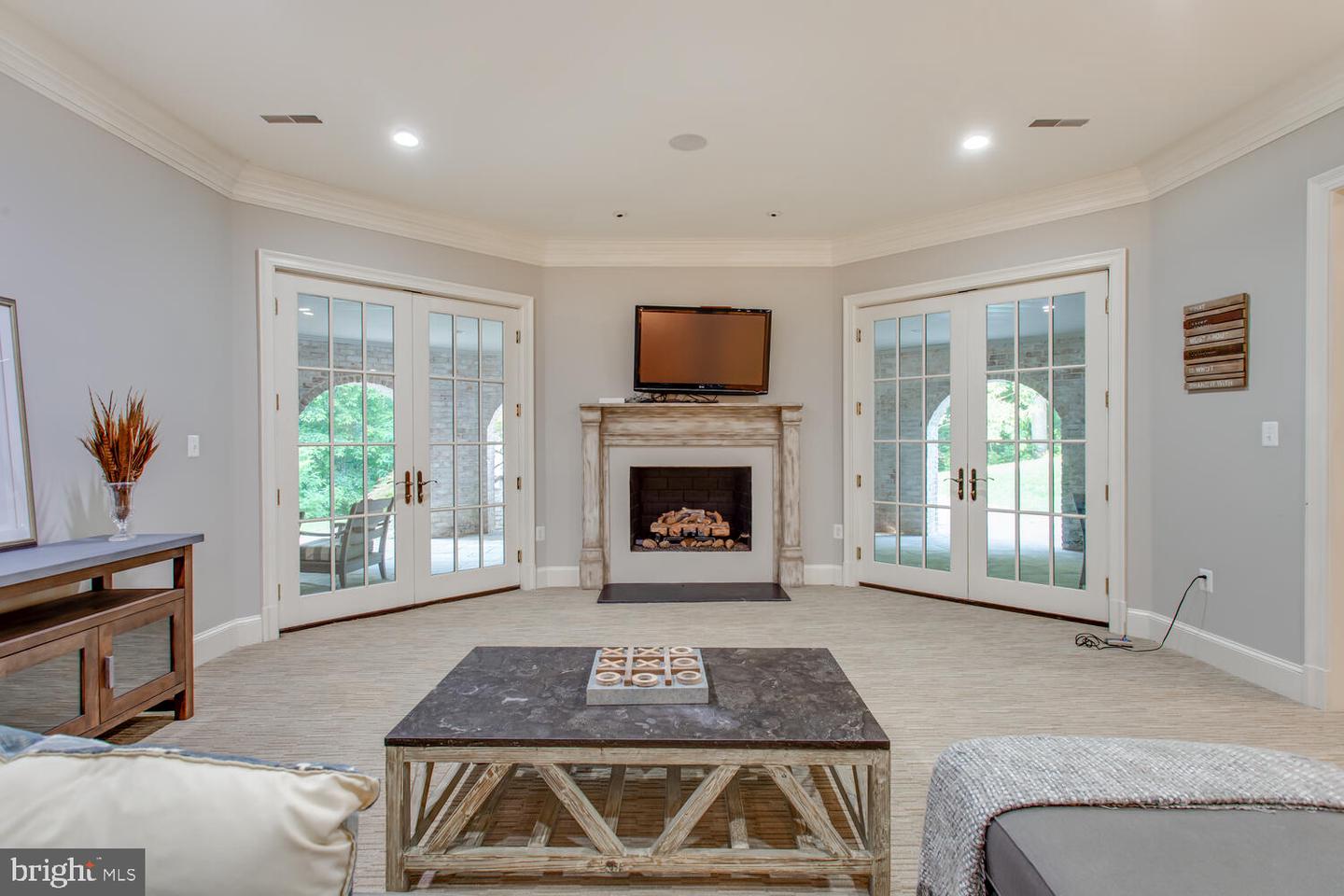 1034 FOUNDERS RIDGE LN, MCLEAN, Virginia 22102, 7 Bedrooms Bedrooms, ,7 BathroomsBathrooms,Residential,For sale,1034 FOUNDERS RIDGE LN,VAFX2239842 MLS # VAFX2239842