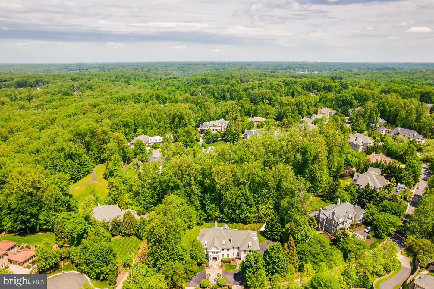 1034 FOUNDERS RIDGE LN, MCLEAN, Virginia 22102, 7 Bedrooms Bedrooms, ,7 BathroomsBathrooms,Residential,For sale,1034 FOUNDERS RIDGE LN,VAFX2239842 MLS # VAFX2239842