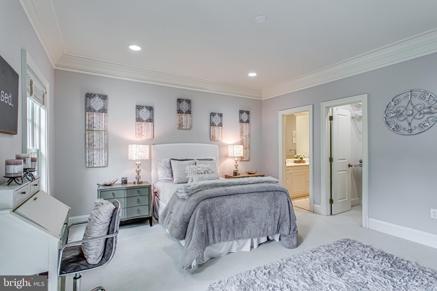 1034 FOUNDERS RIDGE LN, MCLEAN, Virginia 22102, 7 Bedrooms Bedrooms, ,7 BathroomsBathrooms,Residential,For sale,1034 FOUNDERS RIDGE LN,VAFX2239842 MLS # VAFX2239842