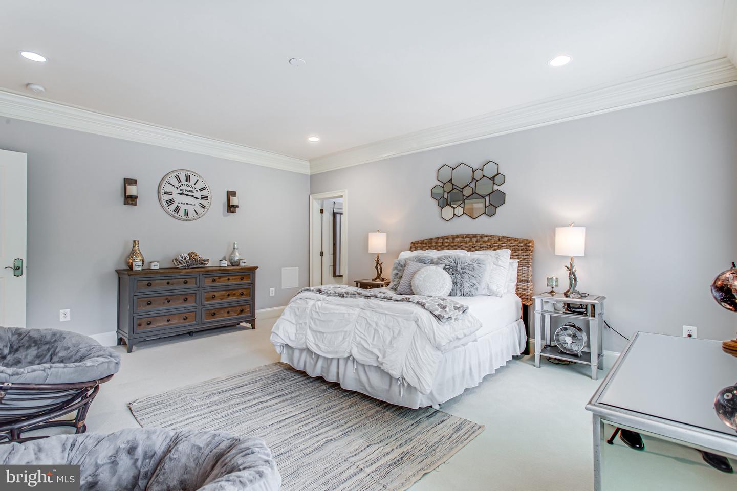 1034 FOUNDERS RIDGE LN, MCLEAN, Virginia 22102, 7 Bedrooms Bedrooms, ,7 BathroomsBathrooms,Residential,For sale,1034 FOUNDERS RIDGE LN,VAFX2239842 MLS # VAFX2239842