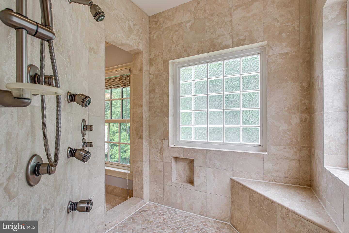 1034 FOUNDERS RIDGE LN, MCLEAN, Virginia 22102, 7 Bedrooms Bedrooms, ,7 BathroomsBathrooms,Residential,For sale,1034 FOUNDERS RIDGE LN,VAFX2239842 MLS # VAFX2239842