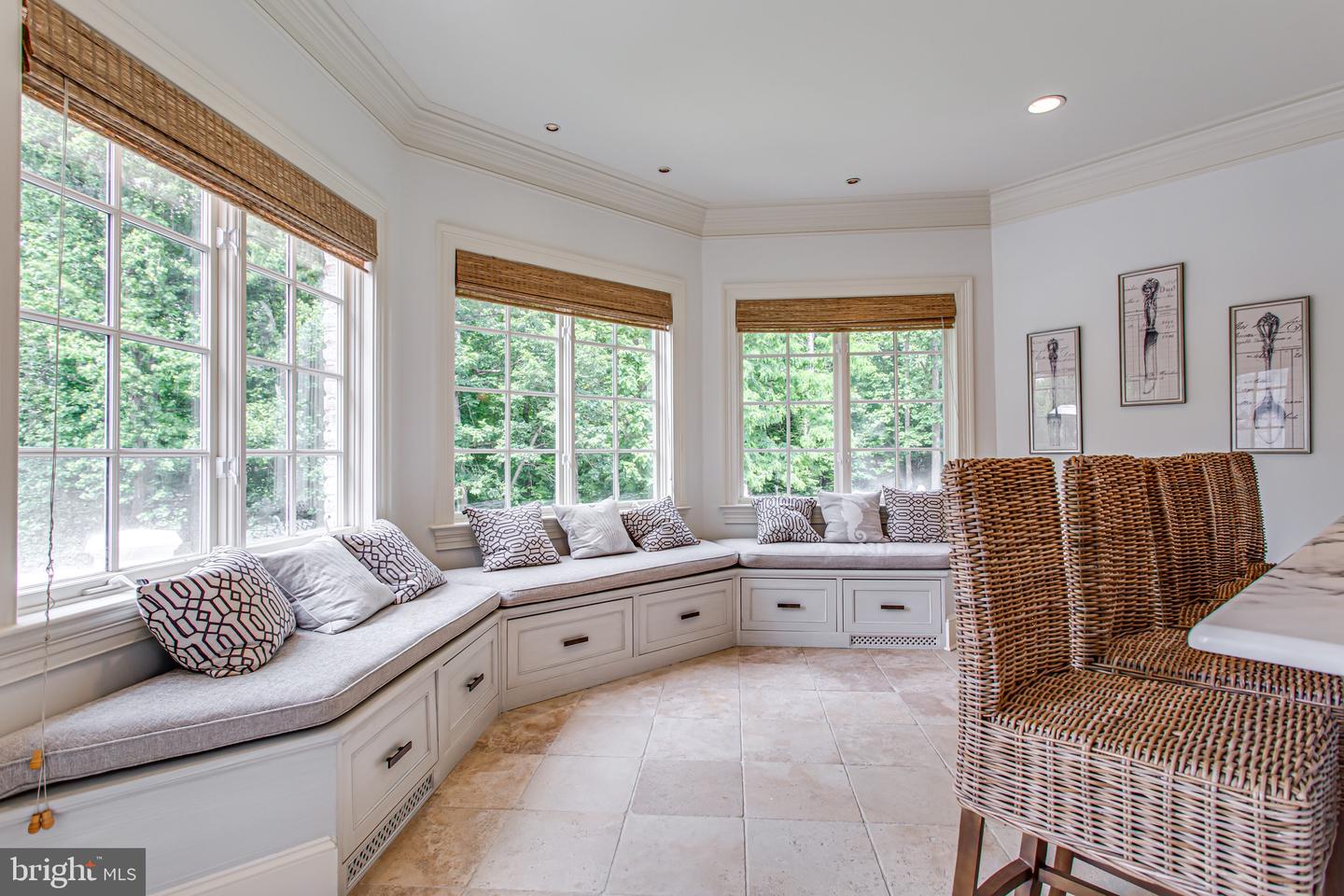1034 FOUNDERS RIDGE LN, MCLEAN, Virginia 22102, 7 Bedrooms Bedrooms, ,7 BathroomsBathrooms,Residential,For sale,1034 FOUNDERS RIDGE LN,VAFX2239842 MLS # VAFX2239842