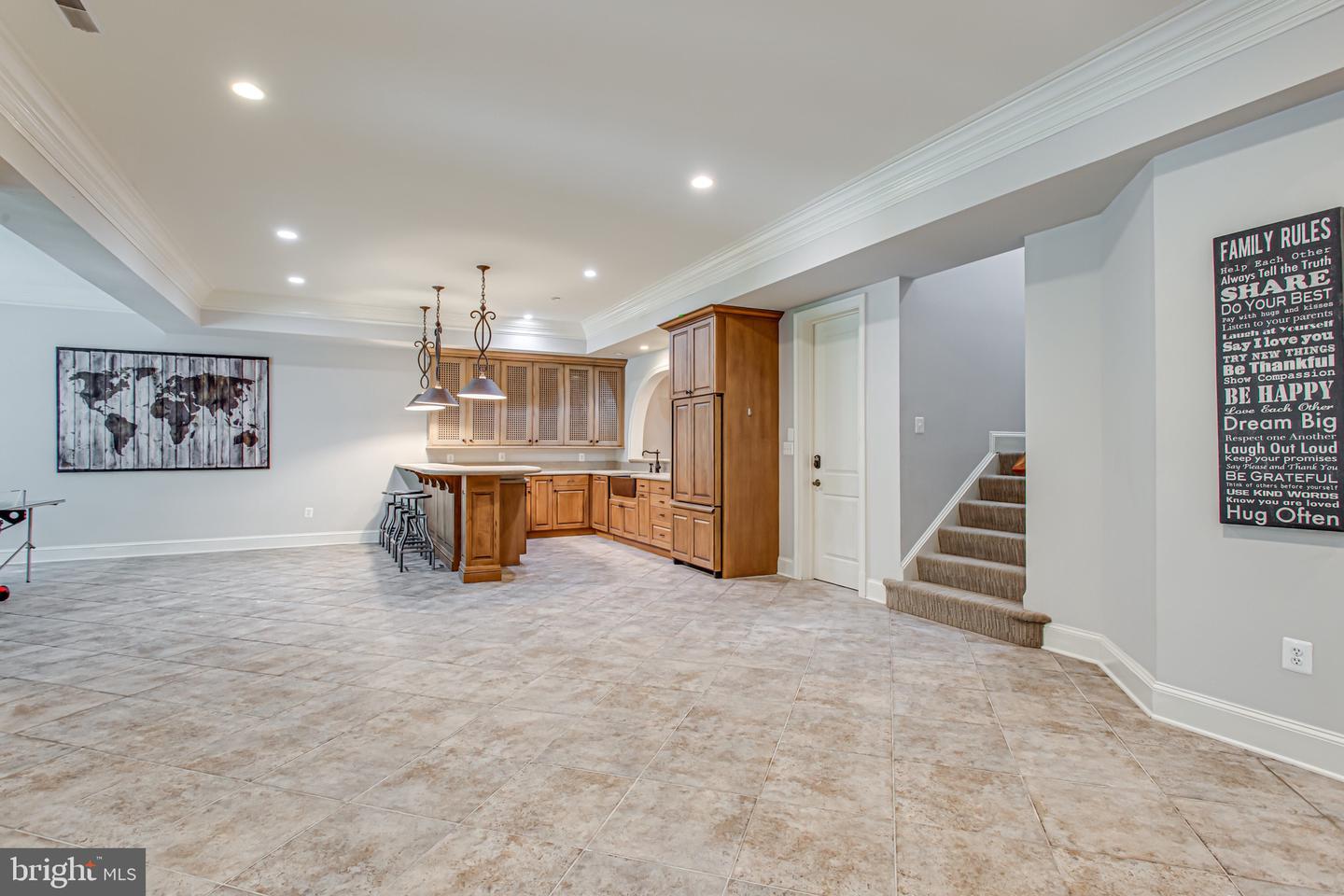 1034 FOUNDERS RIDGE LN, MCLEAN, Virginia 22102, 7 Bedrooms Bedrooms, ,7 BathroomsBathrooms,Residential,For sale,1034 FOUNDERS RIDGE LN,VAFX2239842 MLS # VAFX2239842