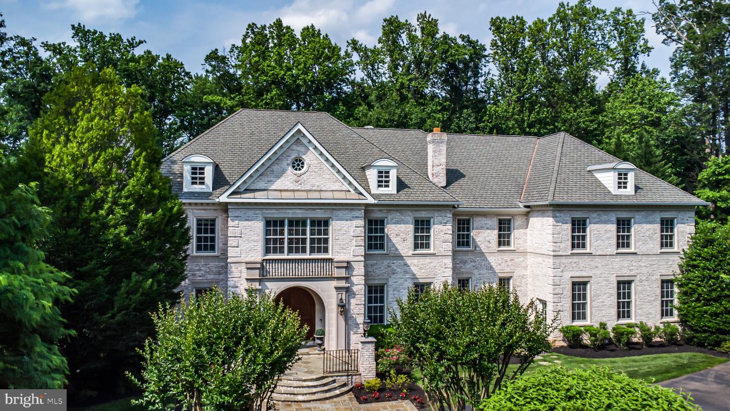 1034 FOUNDERS RIDGE LN, MCLEAN, Virginia 22102, 7 Bedrooms Bedrooms, ,7 BathroomsBathrooms,Residential,For sale,1034 FOUNDERS RIDGE LN,VAFX2239842 MLS # VAFX2239842