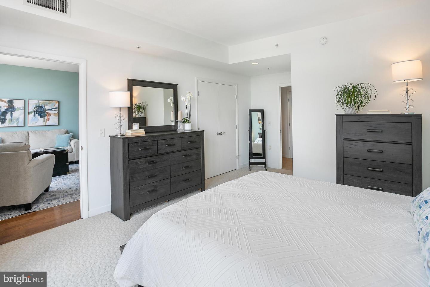 437 NEW YORK AVE NW #506, WASHINGTON, District Of Columbia 20001, 1 Bedroom Bedrooms, ,1 BathroomBathrooms,Residential,For sale,437 NEW YORK AVE NW #506,DCDC2200318 MLS # DCDC2200318