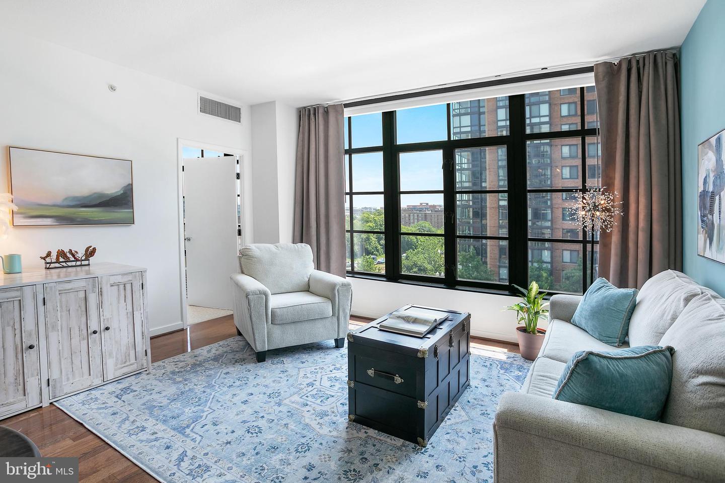 437 NEW YORK AVE NW #506, WASHINGTON, District Of Columbia 20001, 1 Bedroom Bedrooms, ,1 BathroomBathrooms,Residential,For sale,437 NEW YORK AVE NW #506,DCDC2200318 MLS # DCDC2200318