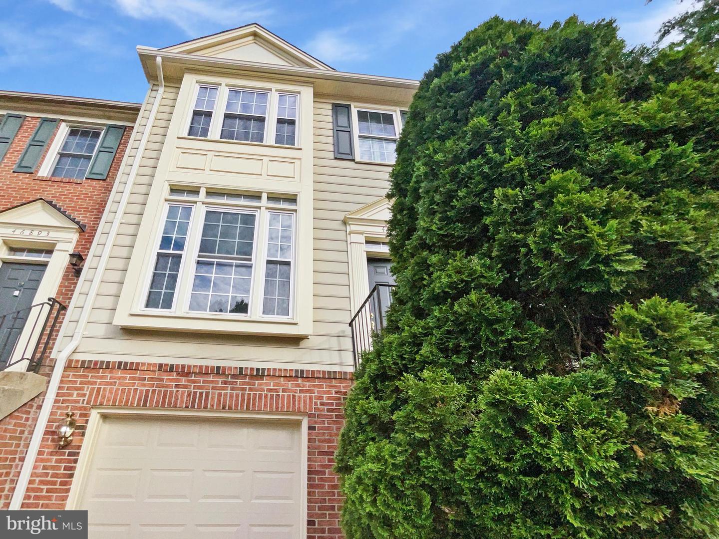 46891 RABBITRUN TER, STERLING, Virginia 20164, 3 Bedrooms Bedrooms, ,2 BathroomsBathrooms,Residential,For sale,46891 RABBITRUN TER,VALO2096388 MLS # VALO2096388