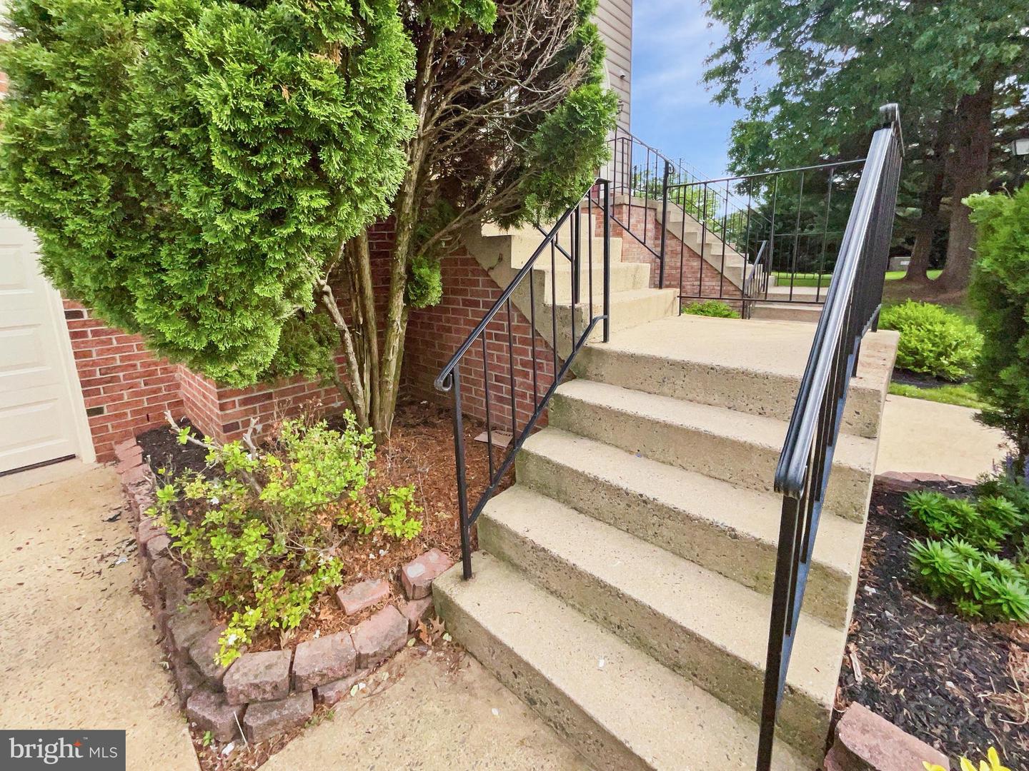 46891 RABBITRUN TER, STERLING, Virginia 20164, 3 Bedrooms Bedrooms, ,2 BathroomsBathrooms,Residential,For sale,46891 RABBITRUN TER,VALO2096388 MLS # VALO2096388