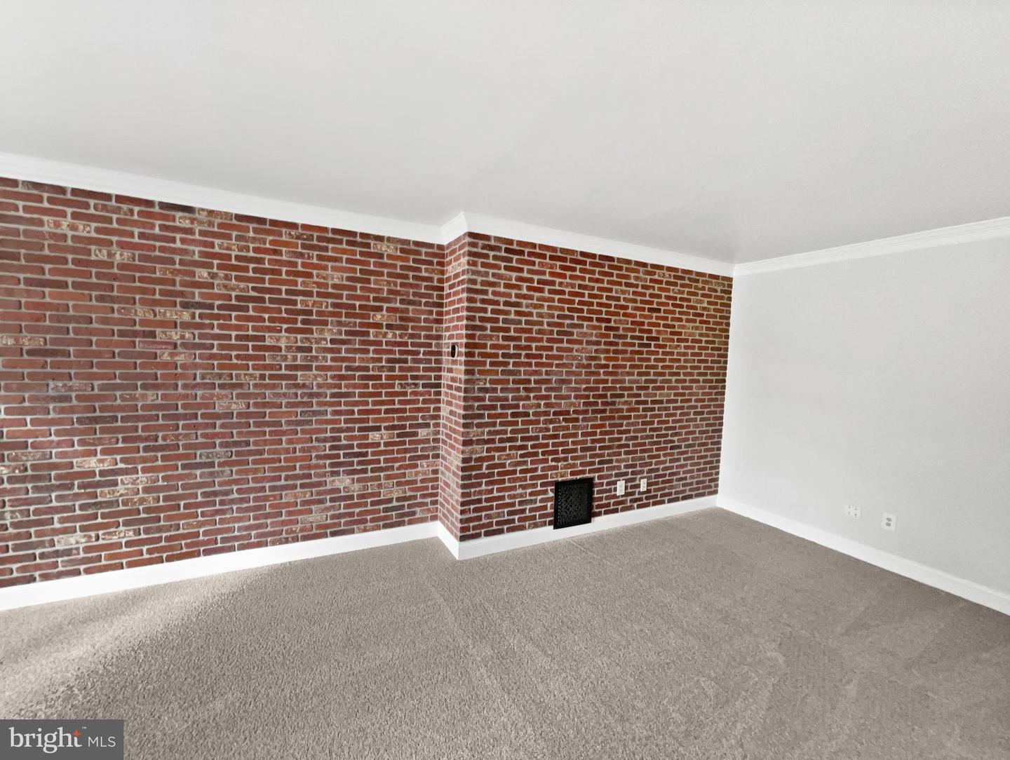 46891 RABBITRUN TER, STERLING, Virginia 20164, 3 Bedrooms Bedrooms, ,2 BathroomsBathrooms,Residential,For sale,46891 RABBITRUN TER,VALO2096388 MLS # VALO2096388