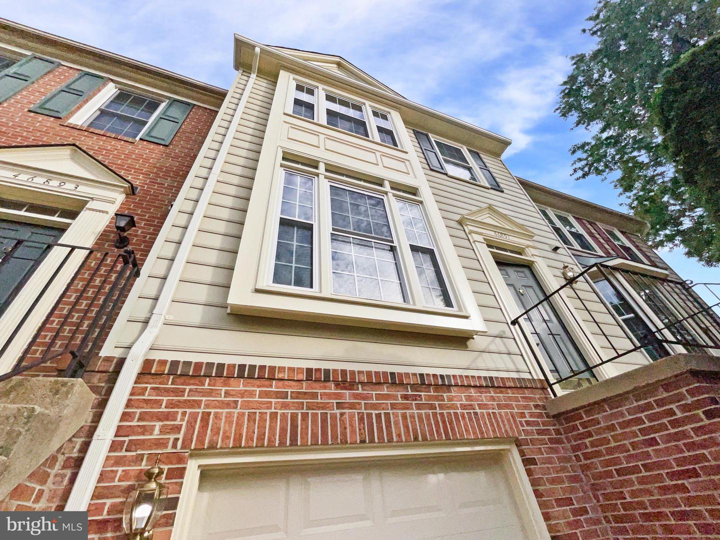 46891 RABBITRUN TER, STERLING, Virginia 20164, 3 Bedrooms Bedrooms, ,2 BathroomsBathrooms,Residential,For sale,46891 RABBITRUN TER,VALO2096388 MLS # VALO2096388