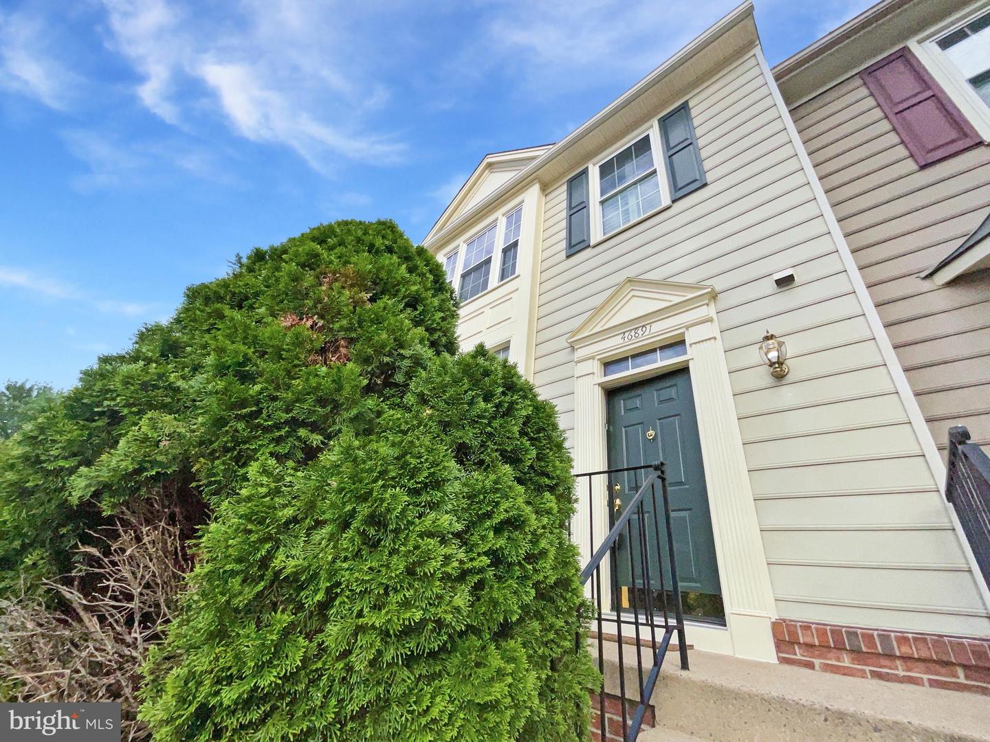 46891 RABBITRUN TER, STERLING, Virginia 20164, 3 Bedrooms Bedrooms, ,2 BathroomsBathrooms,Residential,For sale,46891 RABBITRUN TER,VALO2096388 MLS # VALO2096388