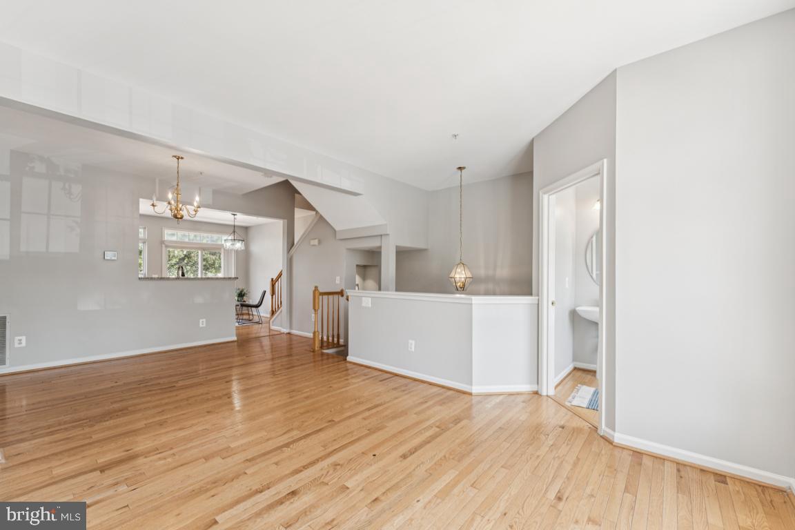 2928 HUNTINGTON GROVE SQ, ALEXANDRIA, Virginia 22306, 3 Bedrooms Bedrooms, ,2 BathroomsBathrooms,Residential,For sale,2928 HUNTINGTON GROVE SQ,VAFX2240806 MLS # VAFX2240806
