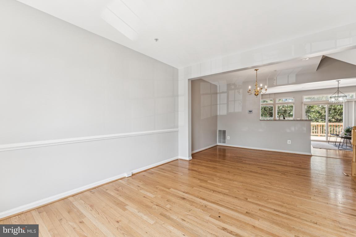 2928 HUNTINGTON GROVE SQ, ALEXANDRIA, Virginia 22306, 3 Bedrooms Bedrooms, ,2 BathroomsBathrooms,Residential,For sale,2928 HUNTINGTON GROVE SQ,VAFX2240806 MLS # VAFX2240806