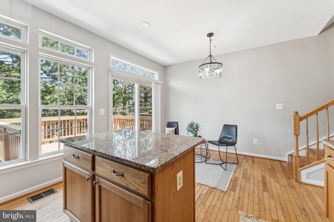2928 HUNTINGTON GROVE SQ, ALEXANDRIA, Virginia 22306, 3 Bedrooms Bedrooms, ,2 BathroomsBathrooms,Residential,For sale,2928 HUNTINGTON GROVE SQ,VAFX2240806 MLS # VAFX2240806