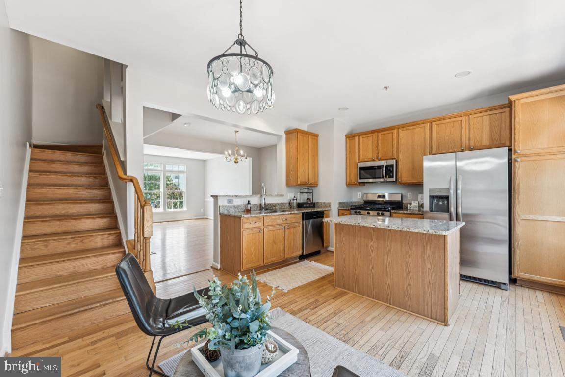 2928 HUNTINGTON GROVE SQ, ALEXANDRIA, Virginia 22306, 3 Bedrooms Bedrooms, ,2 BathroomsBathrooms,Residential,For sale,2928 HUNTINGTON GROVE SQ,VAFX2240806 MLS # VAFX2240806