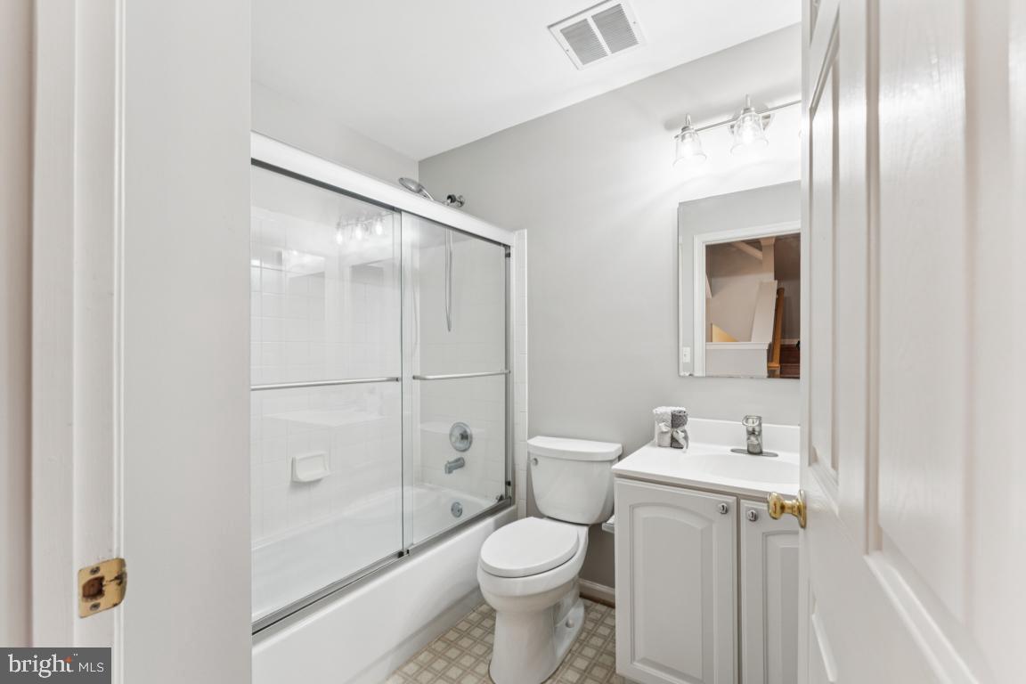 2928 HUNTINGTON GROVE SQ, ALEXANDRIA, Virginia 22306, 3 Bedrooms Bedrooms, ,2 BathroomsBathrooms,Residential,For sale,2928 HUNTINGTON GROVE SQ,VAFX2240806 MLS # VAFX2240806