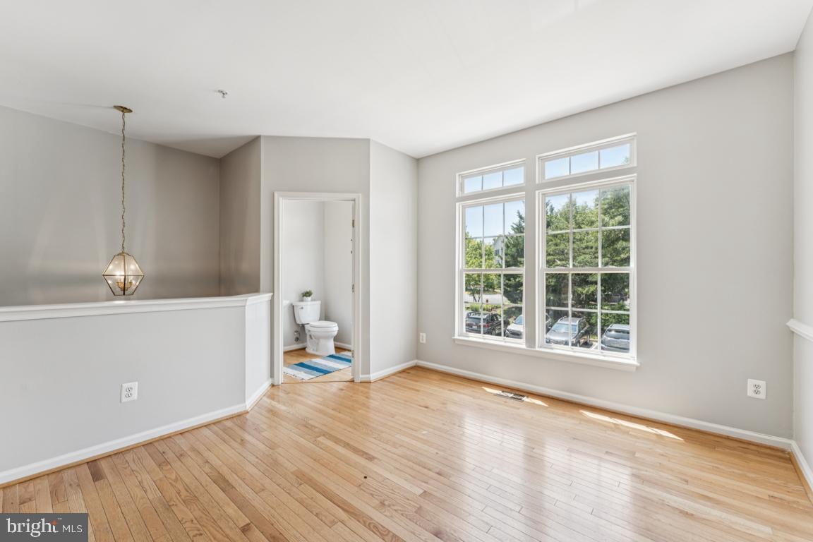 2928 HUNTINGTON GROVE SQ, ALEXANDRIA, Virginia 22306, 3 Bedrooms Bedrooms, ,2 BathroomsBathrooms,Residential,For sale,2928 HUNTINGTON GROVE SQ,VAFX2240806 MLS # VAFX2240806