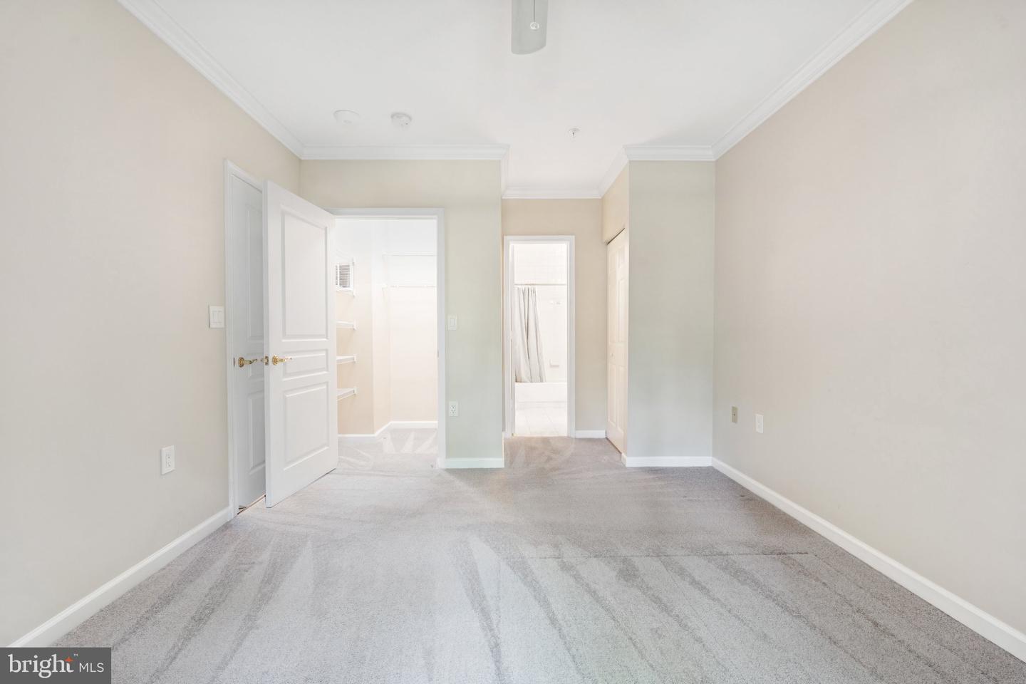 2204 WESTCOURT LN #122, HERNDON, Virginia 20170, 1 Bedroom Bedrooms, ,1 BathroomBathrooms,Residential,For sale,2204 WESTCOURT LN #122,VAFX2240854 MLS # VAFX2240854