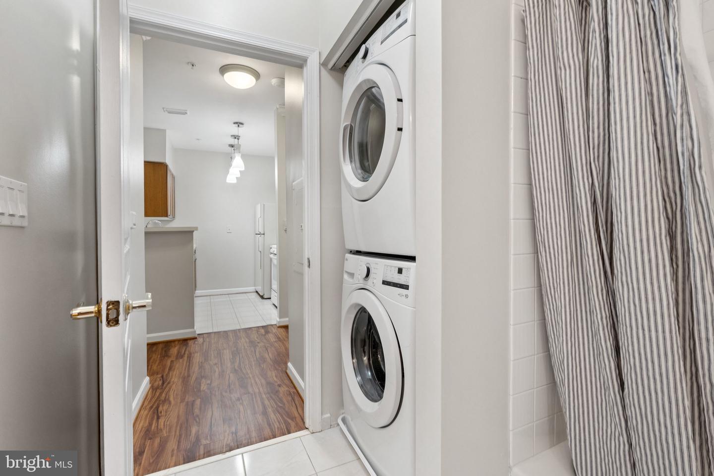 2204 WESTCOURT LN #122, HERNDON, Virginia 20170, 1 Bedroom Bedrooms, ,1 BathroomBathrooms,Residential,For sale,2204 WESTCOURT LN #122,VAFX2240854 MLS # VAFX2240854