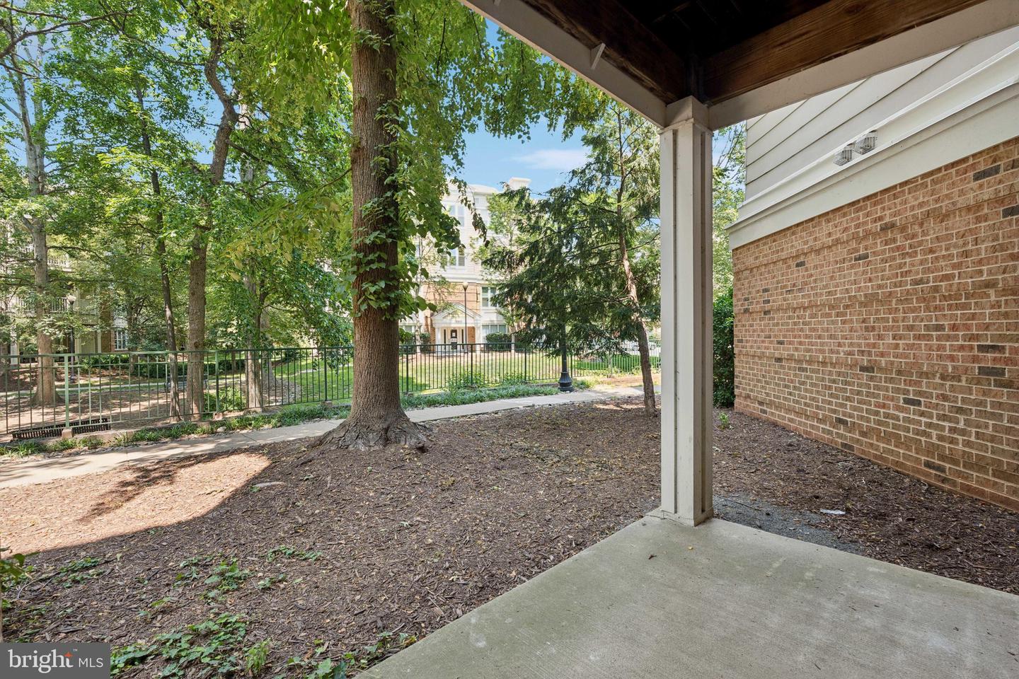 2204 WESTCOURT LN #122, HERNDON, Virginia 20170, 1 Bedroom Bedrooms, ,1 BathroomBathrooms,Residential,For sale,2204 WESTCOURT LN #122,VAFX2240854 MLS # VAFX2240854