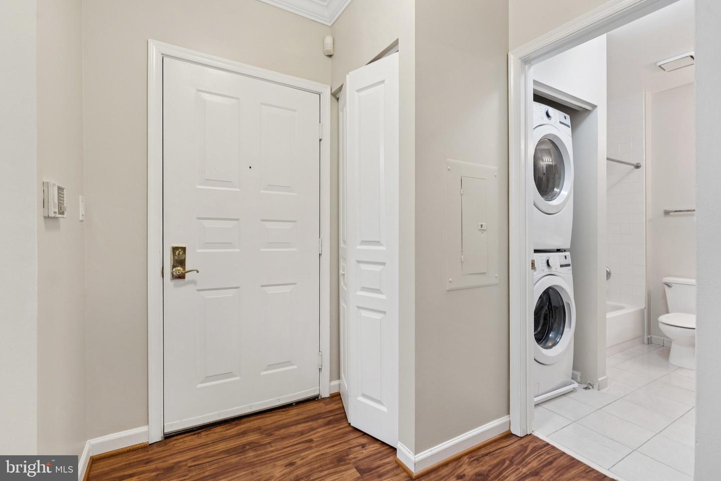 2204 WESTCOURT LN #122, HERNDON, Virginia 20170, 1 Bedroom Bedrooms, ,1 BathroomBathrooms,Residential,For sale,2204 WESTCOURT LN #122,VAFX2240854 MLS # VAFX2240854