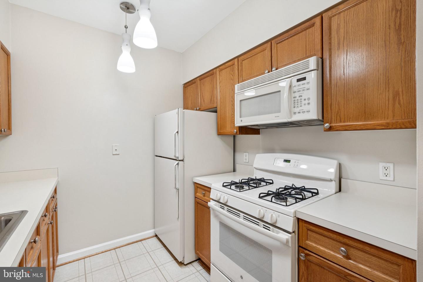 2204 WESTCOURT LN #122, HERNDON, Virginia 20170, 1 Bedroom Bedrooms, ,1 BathroomBathrooms,Residential,For sale,2204 WESTCOURT LN #122,VAFX2240854 MLS # VAFX2240854