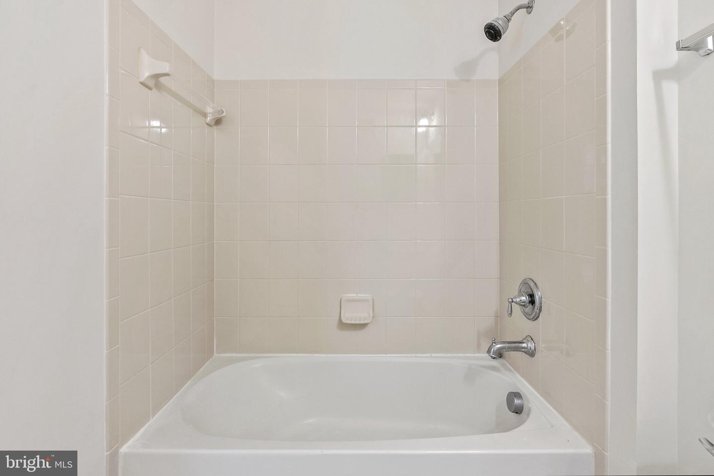 42189 SHORECREST TER, ALDIE, Virginia 20105, 3 Bedrooms Bedrooms, ,2 BathroomsBathrooms,Residential,For sale,42189 SHORECREST TER,VALO2096562 MLS # VALO2096562