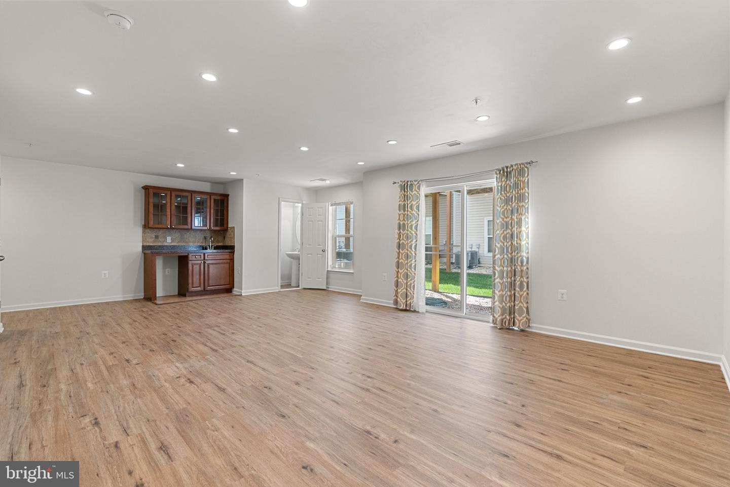 42189 SHORECREST TER, ALDIE, Virginia 20105, 3 Bedrooms Bedrooms, ,2 BathroomsBathrooms,Residential,For sale,42189 SHORECREST TER,VALO2096562 MLS # VALO2096562
