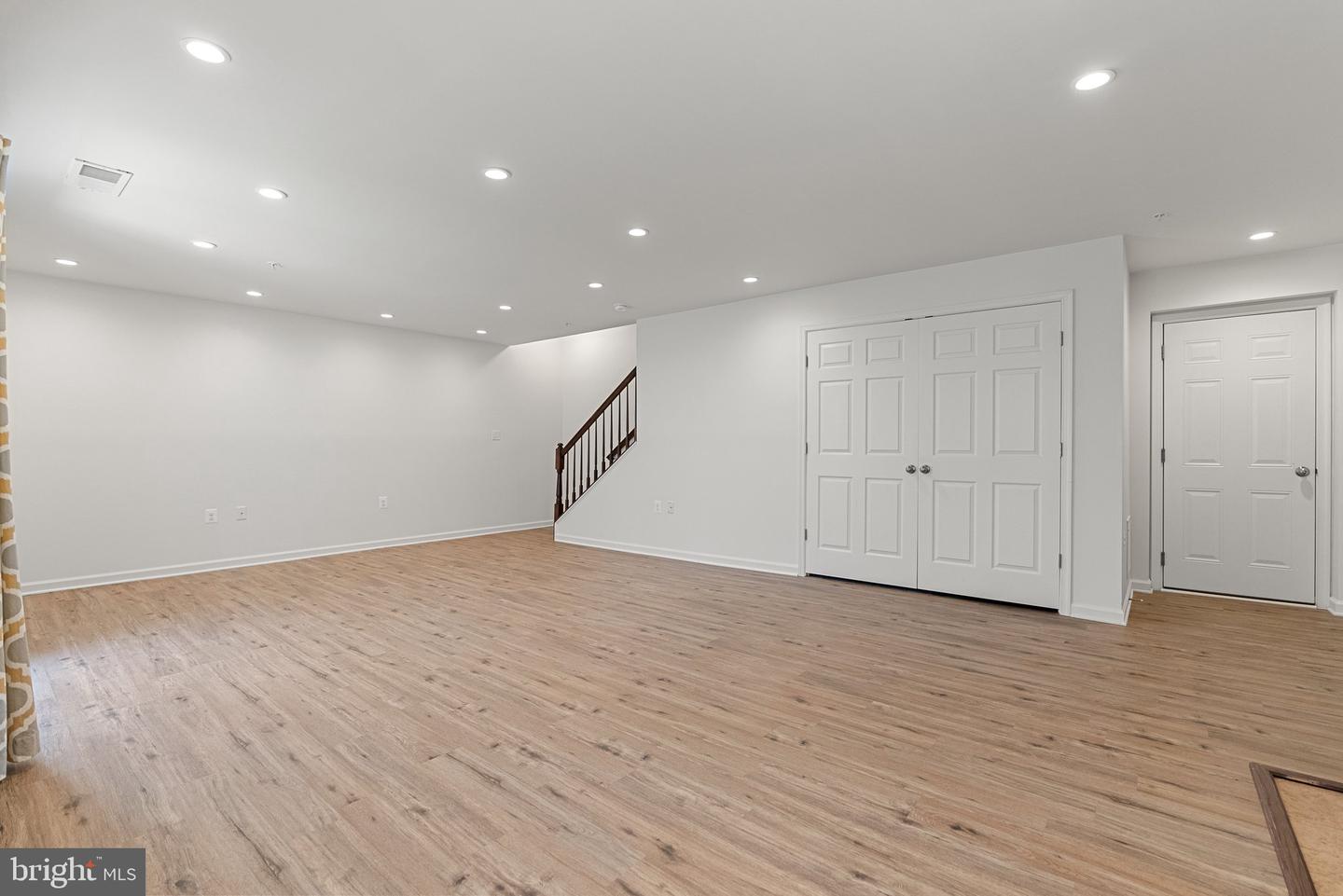 42189 SHORECREST TER, ALDIE, Virginia 20105, 3 Bedrooms Bedrooms, ,2 BathroomsBathrooms,Residential,For sale,42189 SHORECREST TER,VALO2096562 MLS # VALO2096562