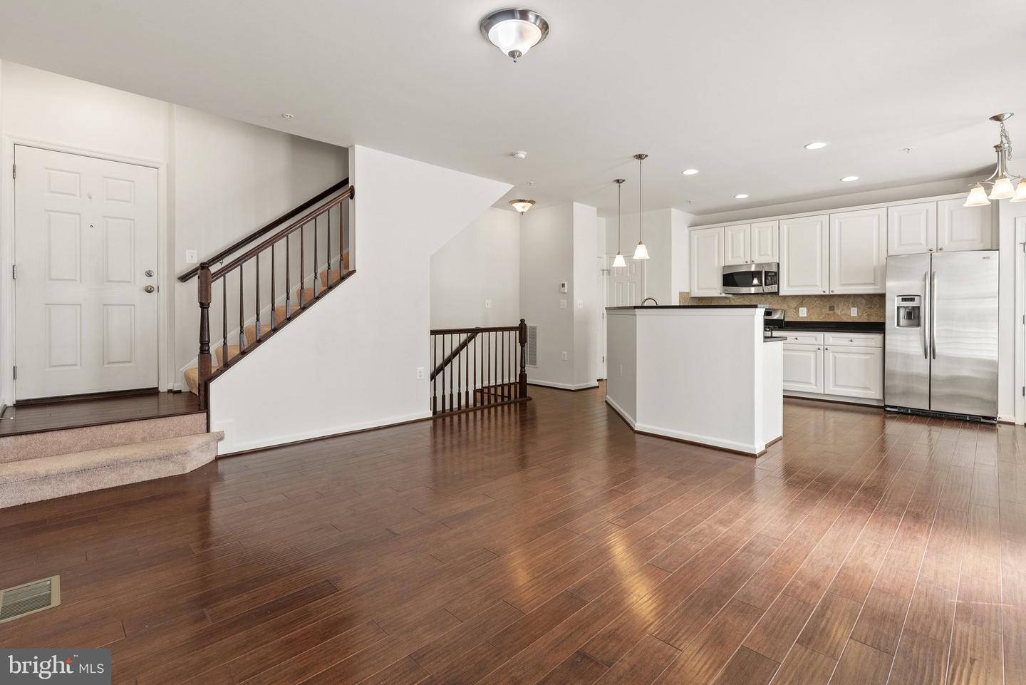 42189 SHORECREST TER, ALDIE, Virginia 20105, 3 Bedrooms Bedrooms, ,2 BathroomsBathrooms,Residential,For sale,42189 SHORECREST TER,VALO2096562 MLS # VALO2096562