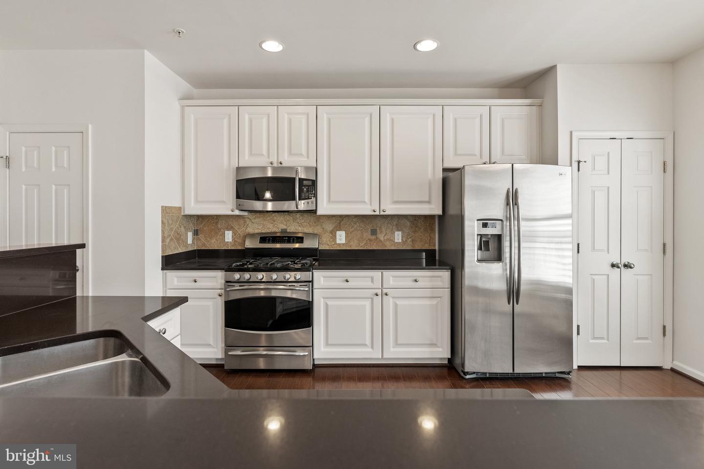 42189 SHORECREST TER, ALDIE, Virginia 20105, 3 Bedrooms Bedrooms, ,2 BathroomsBathrooms,Residential,For sale,42189 SHORECREST TER,VALO2096562 MLS # VALO2096562