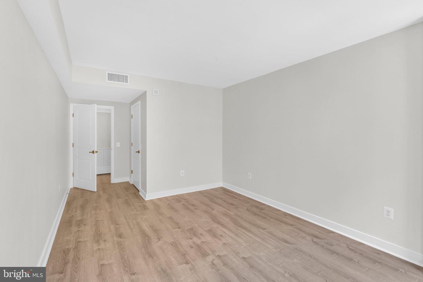 631 D ST NW #431, WASHINGTON, District Of Columbia 20004, 1 Bedroom Bedrooms, ,1 BathroomBathrooms,Residential,For sale,631 D ST NW #431,DCDC2201454 MLS # DCDC2201454