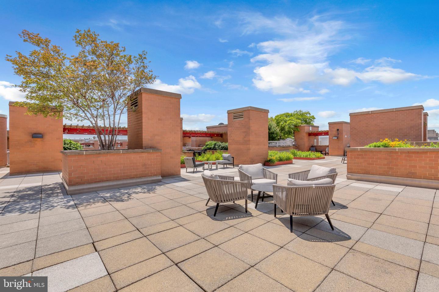 631 D ST NW #431, WASHINGTON, District Of Columbia 20004, 1 Bedroom Bedrooms, ,1 BathroomBathrooms,Residential,For sale,631 D ST NW #431,DCDC2201454 MLS # DCDC2201454