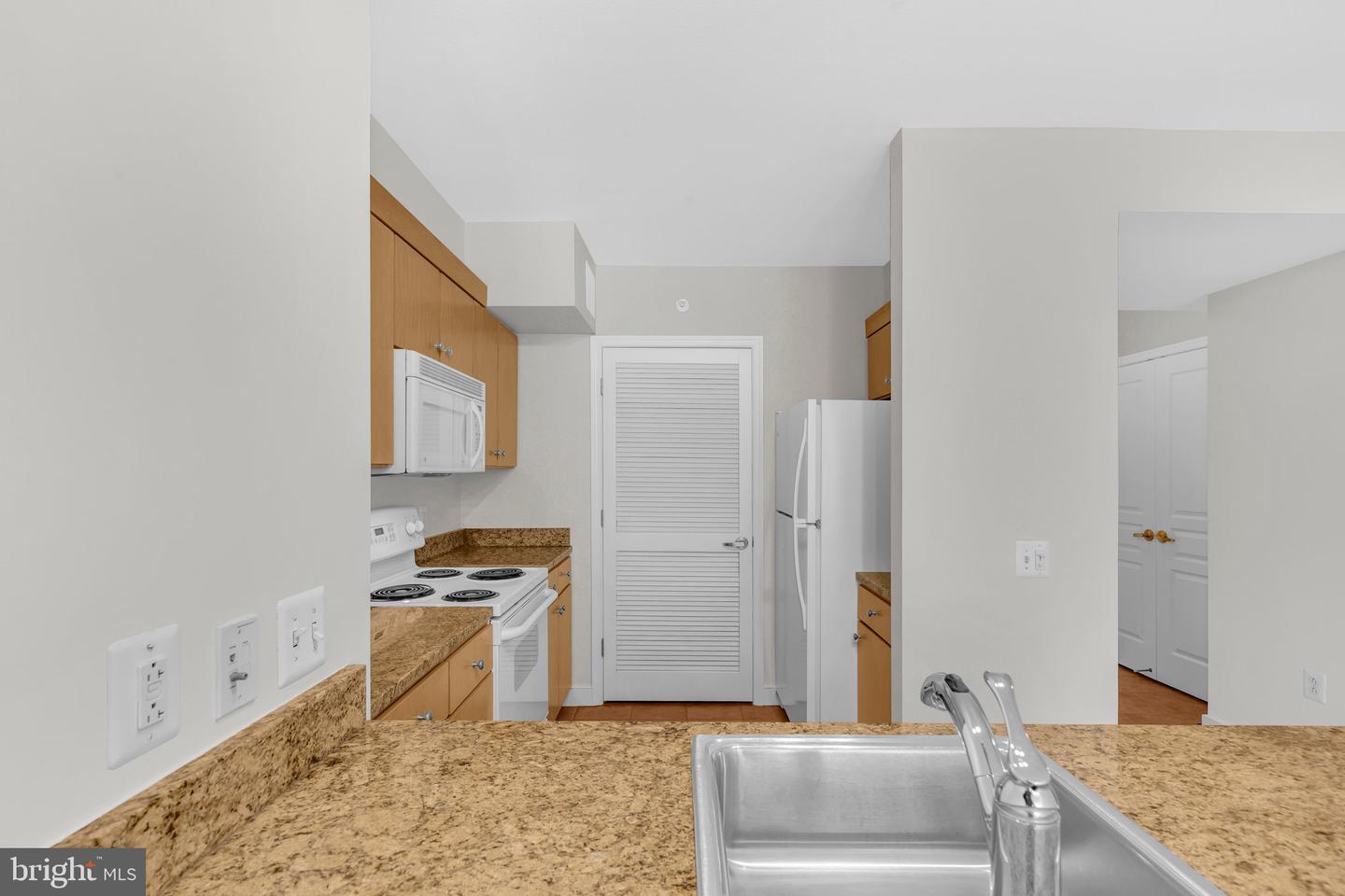 631 D ST NW #431, WASHINGTON, District Of Columbia 20004, 1 Bedroom Bedrooms, ,1 BathroomBathrooms,Residential,For sale,631 D ST NW #431,DCDC2201454 MLS # DCDC2201454